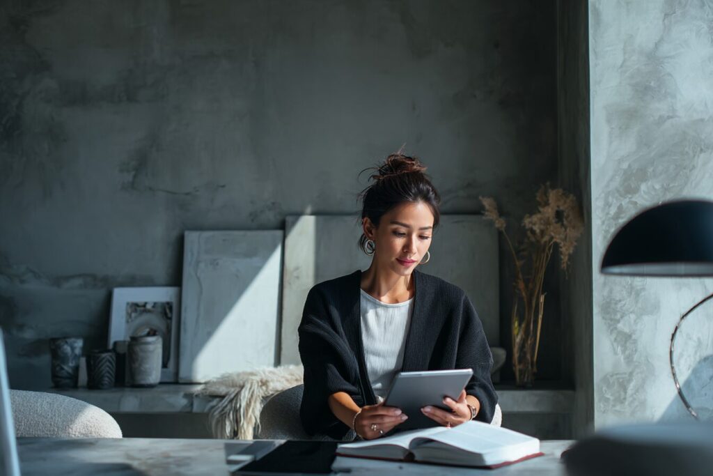 Cost Benefits of Hiring Remote Recruiters for Growth